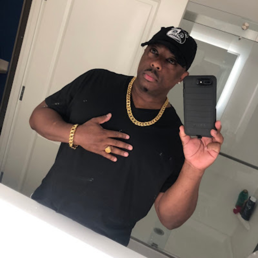 Meet your Posher, Eric